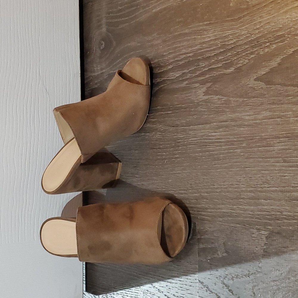Shoes - Picture 2 of 2